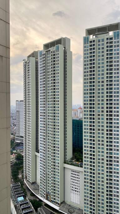 2 Bed Room Apartment In West 자카르타 외부 사진